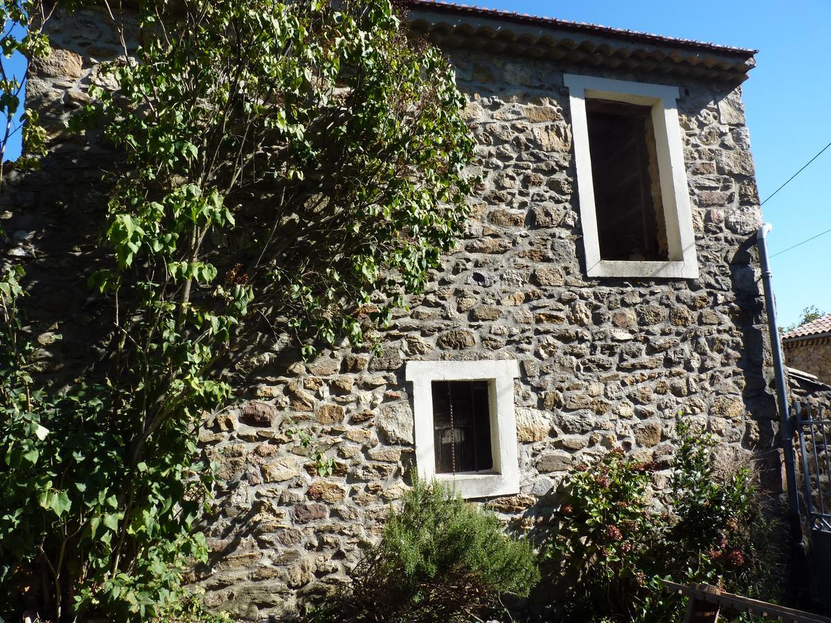 Вилла Le Vitrier Saint-Jean-de-Muzols Экстерьер фото